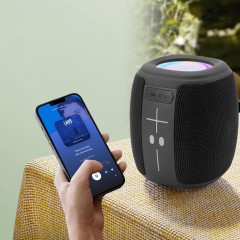 Akai Abts-v5 Ηχείο Bluetooth 3W με Ραδιόφωνο και Διάρκεια Μπαταρίας έως 6.5 ώρες Μαύρο Akai Abts-v5 Ηχείο Bluetooth 3W με Ραδιόφωνο και Διάρκεια Μπαταρίας έως 6.5 ώρες Μαύρο